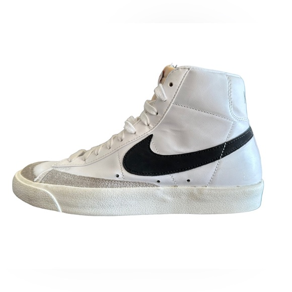 Nike Other - Nike Blazer Mid 77 Vintage White Black Size 9.5